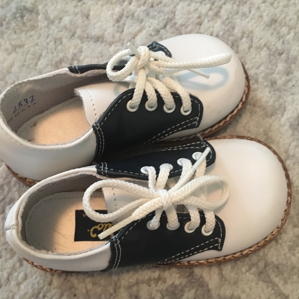 Amilio Saddle Oxfords